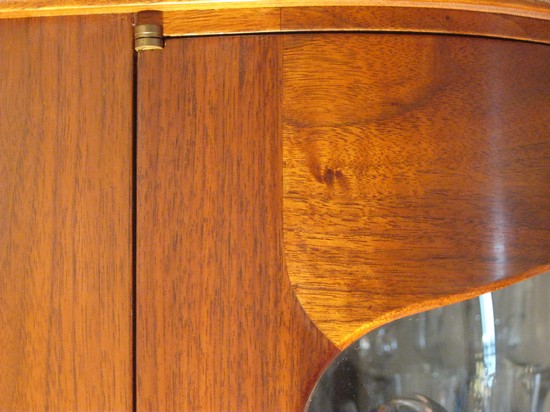 Veneered drawer and door